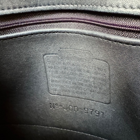 Coach Vintage Black Leather Daypack No. 9791 - Picture 8 of 11